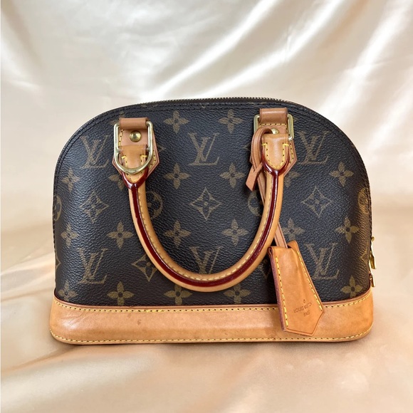🤎🤎SOLD🤎🤎Louis Vuitton Monogram Alma BB Crossbody Bag - Picture 2 of 10